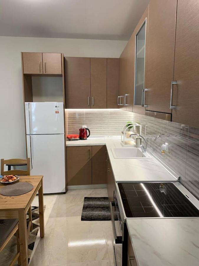 Renovated Apartment In The Center Of Larisa Buitenkant foto